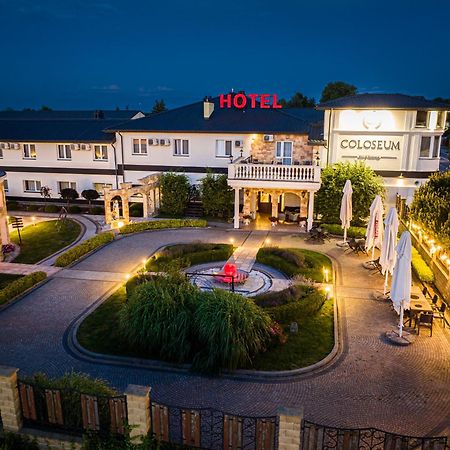 Hotel Coloseum Jarosław Exterior foto